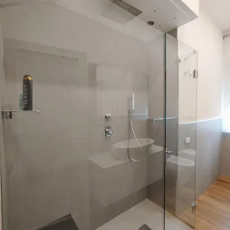 Apartment Carneval And Tuscany Viareggio