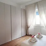 Carneval And Tuscany Apartman